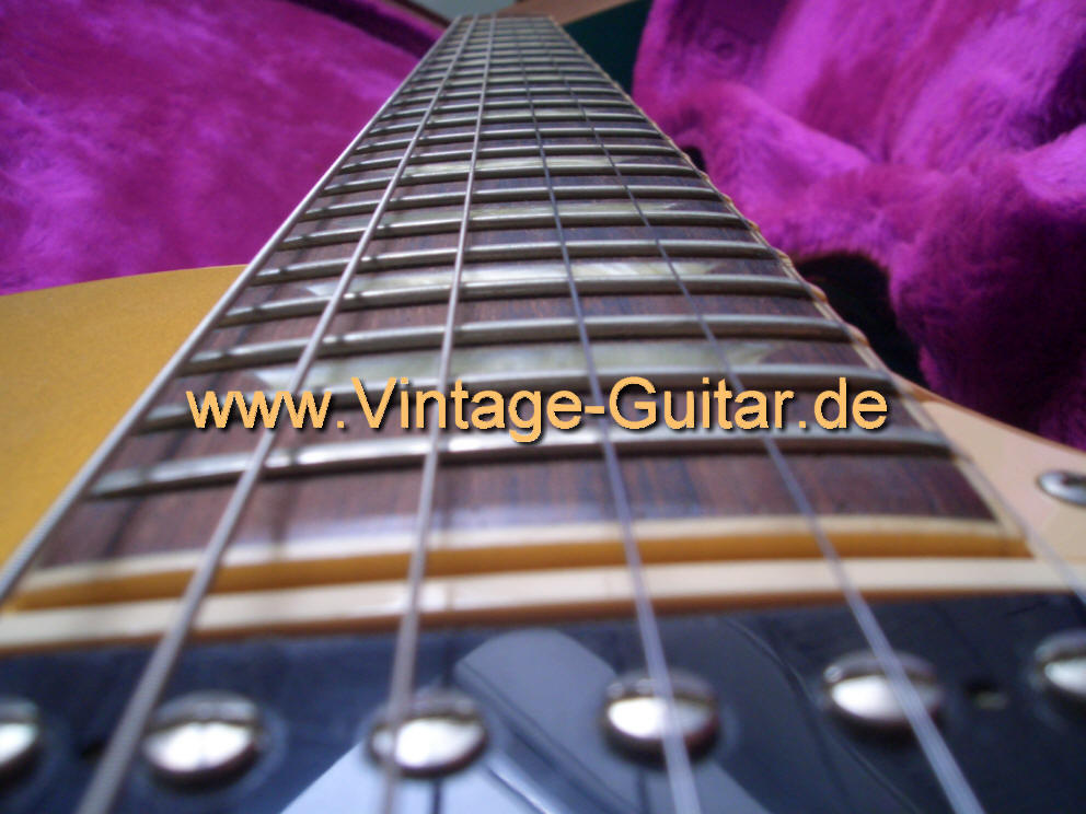 Gibson Les Paul Classic 80th birthday goldtop 6.jpg